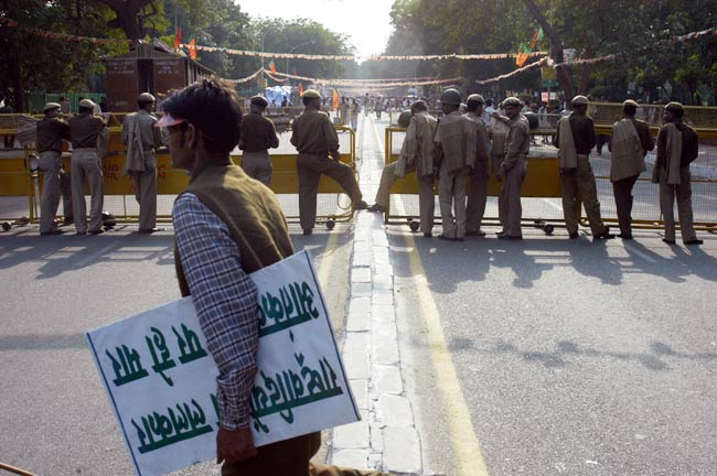 ...और अफजल गुरु को मिली मौत