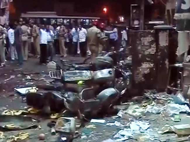 हैदराबाद दोहरे ब्‍लास्‍ट की तस्वीरें | 