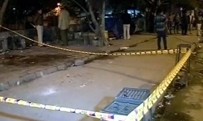 24 फरवरी 2013: तस्‍वीरों में दिनभर की अहम खबरें