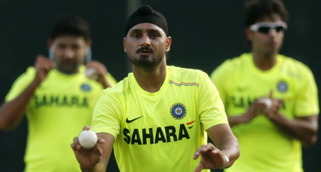 17 फरवरी 2013: तस्वीरों में दिनभर की बड़ी खबरें