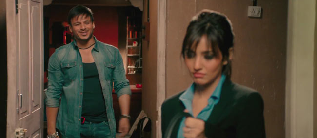 'जयंताभाई की लवस्टोरी' का फर्स्ट लुक | बोल्‍ड बालाएं