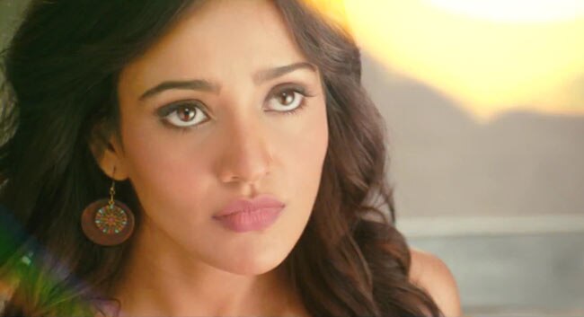 'जयंताभाई की लवस्टोरी' का फर्स्ट लुक | बोल्‍ड बालाएं