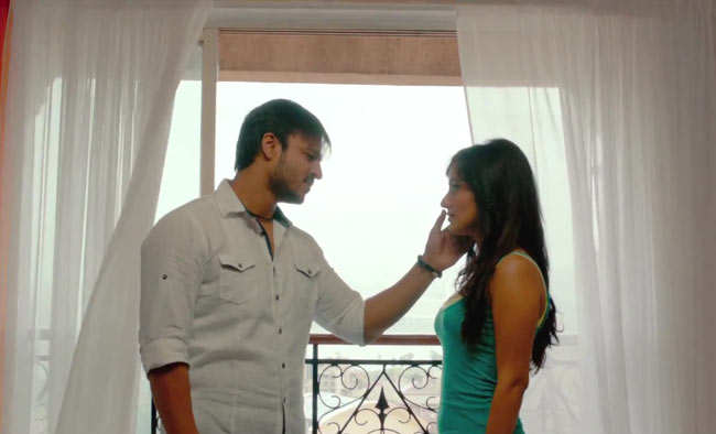 'जयंताभाई की लवस्टोरी' का फर्स्ट लुक | बोल्‍ड बालाएं