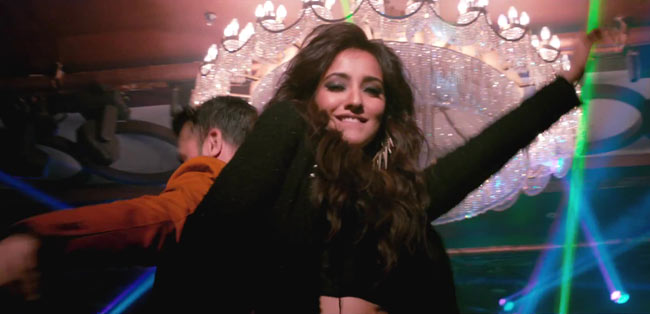 'जयंताभाई की लवस्टोरी' का फर्स्ट लुक | बोल्‍ड बालाएं