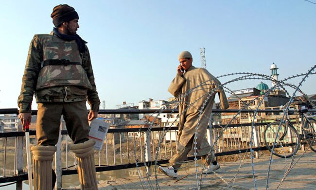 17 फरवरी 2013: तस्वीरों में दिनभर की बड़ी खबरें