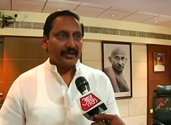 22 फरवरी 2013: तस्‍वीरों में दिनभर की अहम खबरें