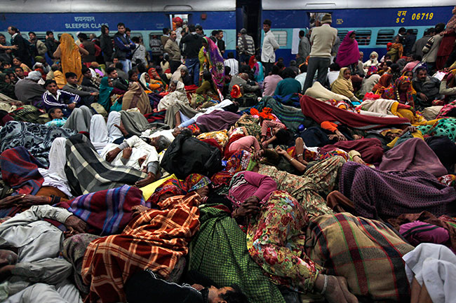 इलाहाबाद रेलवे स्‍टेशन पर हादसा, 36 लोगों की मौत