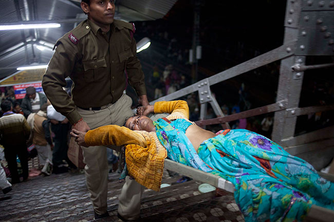 इलाहाबाद रेलवे स्‍टेशन पर हादसा, 36 लोगों की मौत