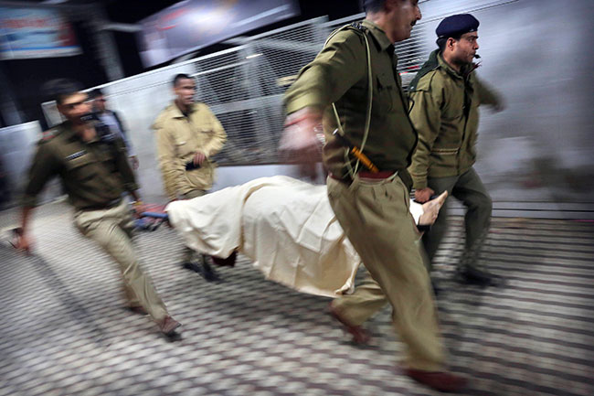 इलाहाबाद रेलवे स्‍टेशन पर हादसा, 36 लोगों की मौत