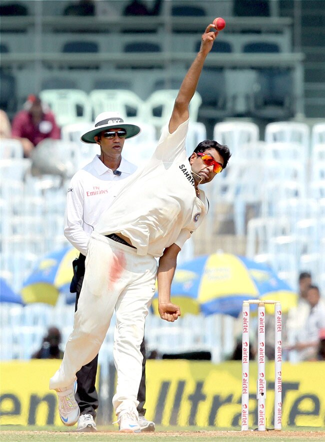 1st Test: क्लार्क के शतक के बाद सचिन का कमाल