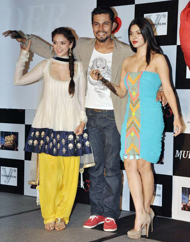 बॉलीवुड में बढ़ती जा रही है 'मर्डर-3' की धमक...| फर्स्‍ट लुक