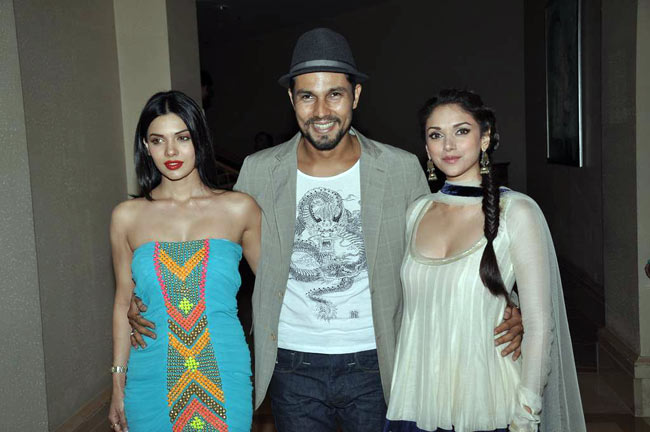 बॉलीवुड में बढ़ती जा रही है 'मर्डर-3' की धमक...| फर्स्‍ट लुक