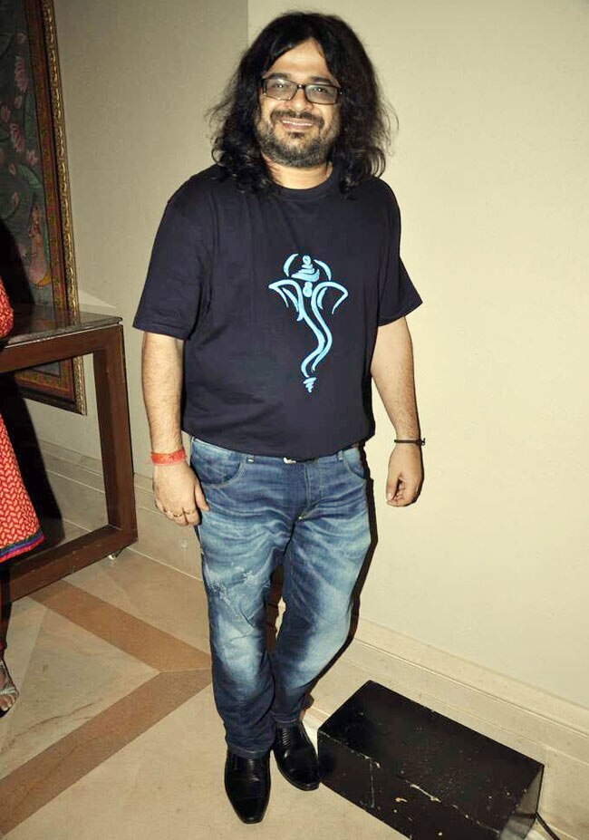 बॉलीवुड में बढ़ती जा रही है 'मर्डर-3' की धमक...| फर्स्‍ट लुक