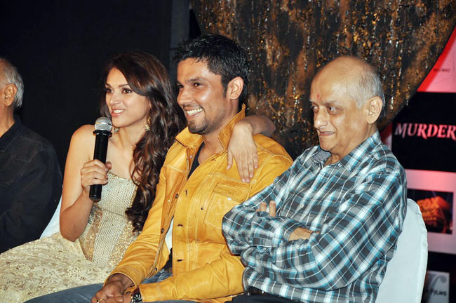 बॉलीवुड में बढ़ती जा रही है 'मर्डर-3' की धमक...| फर्स्‍ट लुक