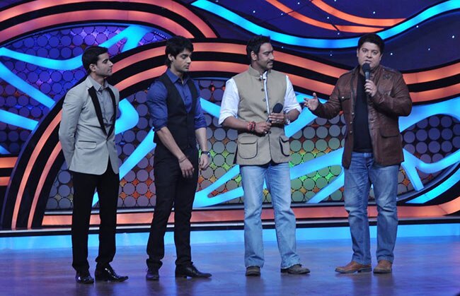 'नच बलिए' में दिखी अक्षय, काजल और अजय की तिकड़ी