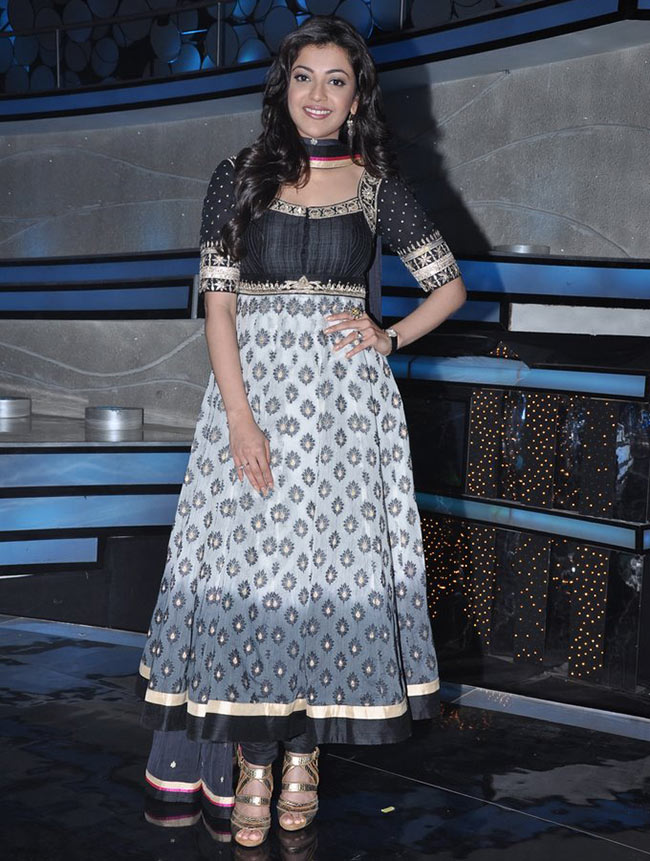 'नच बलिए' में दिखी अक्षय, काजल और अजय की तिकड़ी