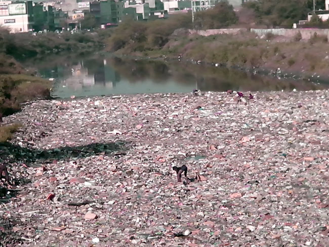 क्‍या ऐसे ही 'चमकती' रहेगी हमारी राजधानी?