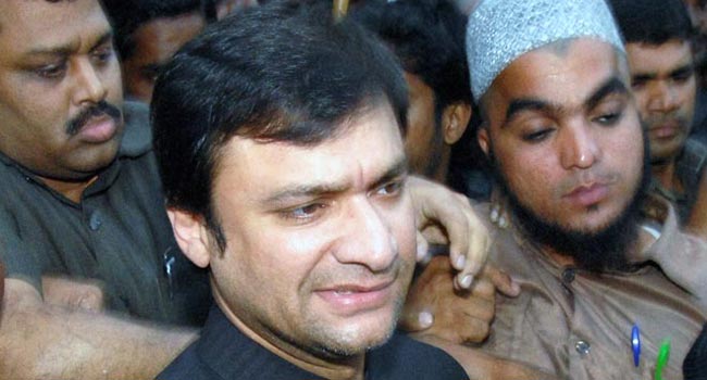 15 फरवरी 2013: तस्‍वीरों में दिनभर की अहम खबरें