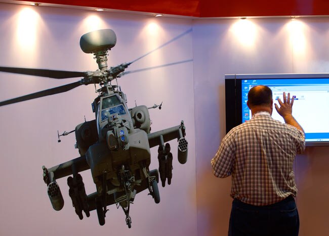 पांच दिवसीय एयरो इंडिया 2013 शुरू