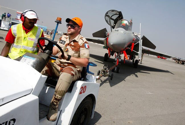 पांच दिवसीय एयरो इंडिया 2013 शुरू