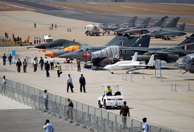 पांच दिवसीय एयरो इंडिया 2013 शुरू