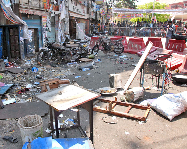 हैदराबाद पहुंचे PM, धमाके में हुए घायलों से की मुलाकात