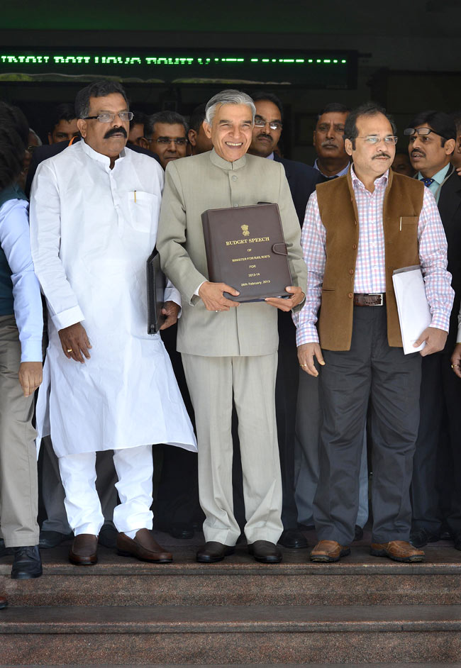 बंसल का बजट: कुछ खोया, कुछ पाया