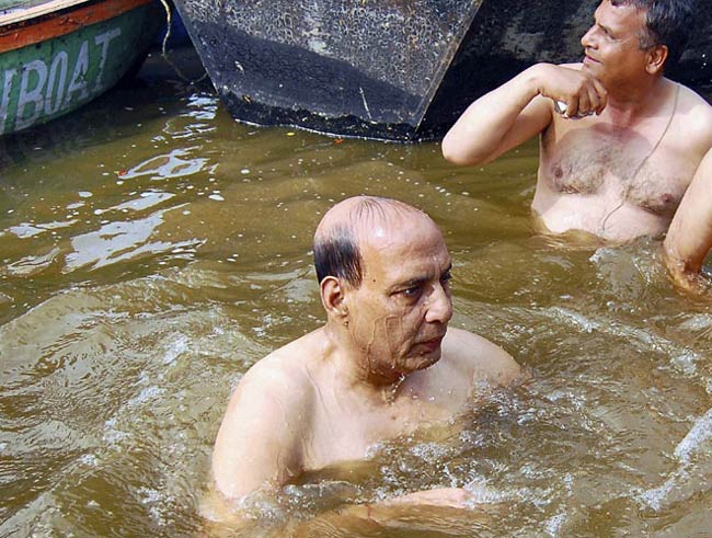 महाकुंभ में बीजेपी अध्‍यक्ष राजनाथ सिंह...