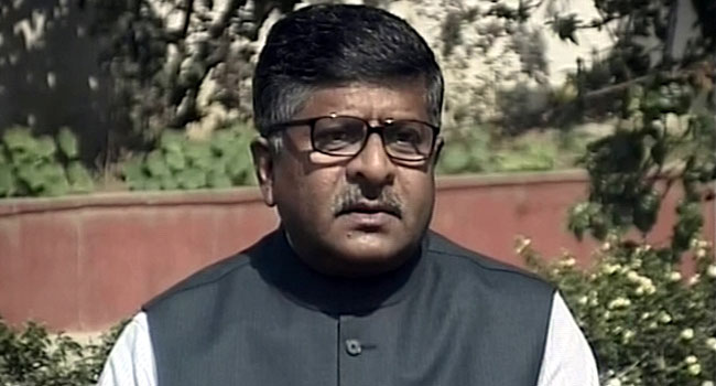 13 फरवरी 2013: तस्वीरों में दिनभर की बड़ी खबरें