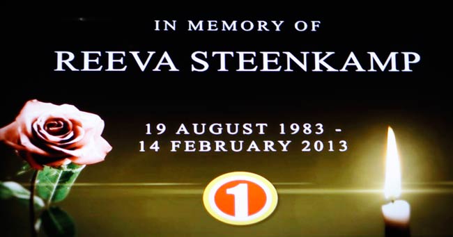 ‘ब्‍लेड रनर’ पिस्‍टोरियस के घर में मिला खून से सना बैट |  पेशी