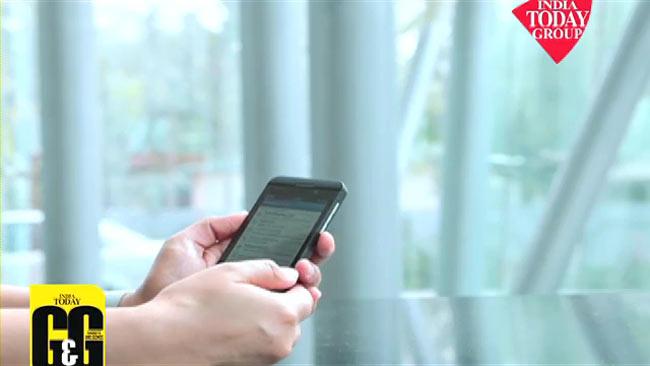 ब्‍लैकबेरी ने लॉन्‍च किया Z10 स्‍मार्टफोन | वी‍डियो