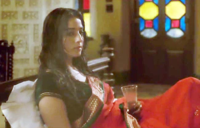 'साहब, बीवी और गैंगस्टर रिटर्न्स' का फर्स्ट लुक  | हॉट माही गिल