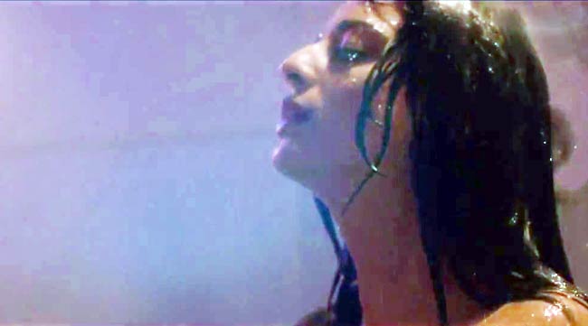 'साहब, बीवी और गैंगस्टर रिटर्न्स' का फर्स्ट लुक  | हॉट माही गिल