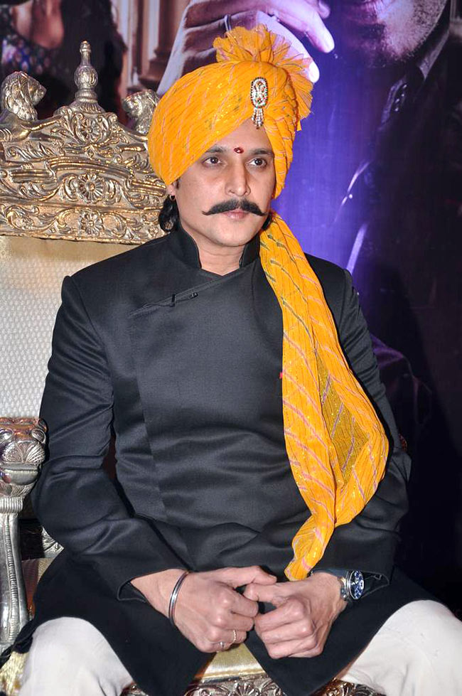 रॉयल अंदाज में साहेब, बीवी और गैंग्स्टर्स 'रिटर्न्स' | हॉट माही गिल