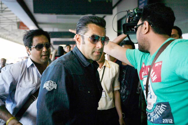 सेलेब्रिटी क्रिकेट लीग के लिए सलमान चले दुबई