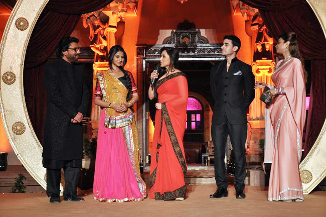 रानी ने किया 'सरस्वतीचंद्र' के पोस्टर का अनावरण