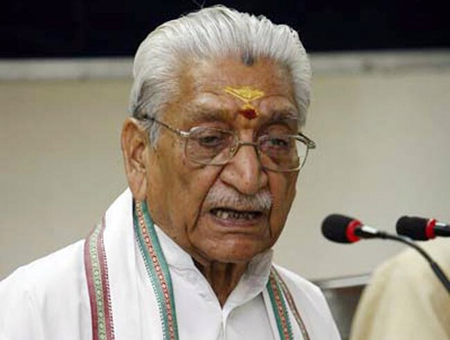 PM पद के लिए नरेंद्र मोदी की दावेदारी में कितना दम?