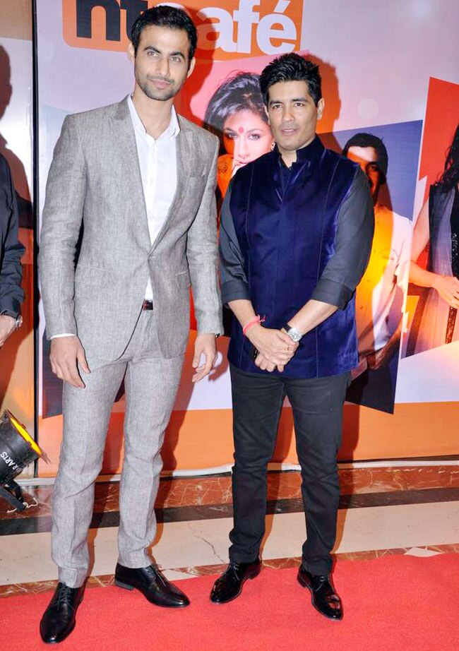 जब समारोह में जुटे सबसे स्‍टाइलिश सितारे | बोल्‍ड होती बालाएं