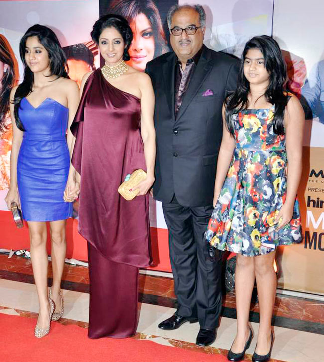 जब समारोह में जुटे सबसे स्‍टाइलिश सितारे | बोल्‍ड होती बालाएं