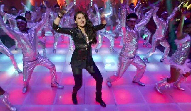 'थैंक गॉड इट्स फ्राइडे' में आइटम सोनाक्षी  | बोल्ड हसीनाएं