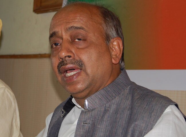 17 फरवरी 2013: तस्वीरों में दिनभर की बड़ी खबरें