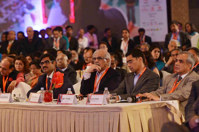 हमेशा नियमों से बंधे रहकर नहीं सुधर सकती अर्थव्‍यवस्‍था