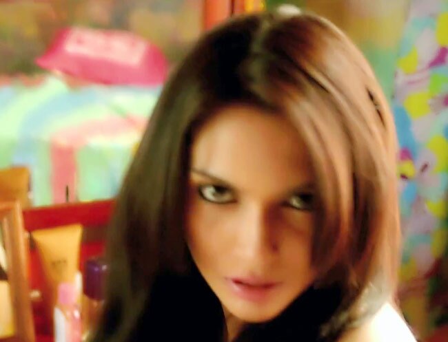 फिल्म '3जी' का फर्स्ट लुक | सोनल की फिटनेस