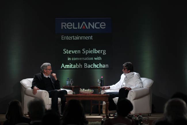 ...जब बिग बी मिले स्‍टीवन स्पिलबर्ग से | यादें हुईं ताजा