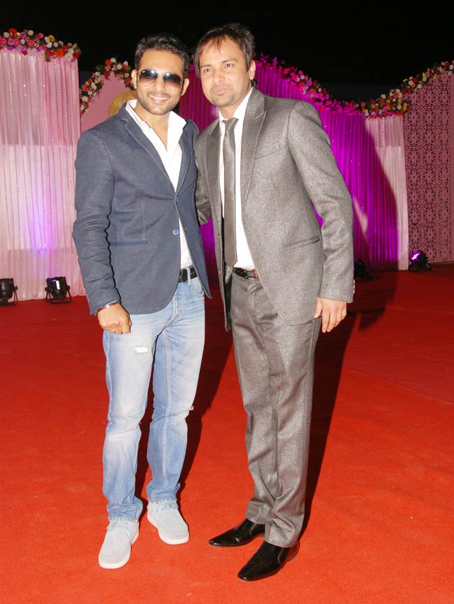 पीटीसी अवार्ड्स में बॉलीवुड सितारे | बोल्‍ड बालाएं