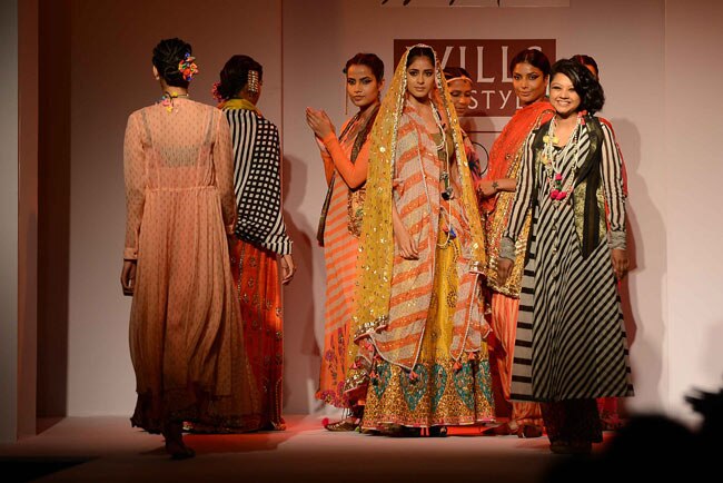 देखें विल्स फैशन वीक का पहला दिन