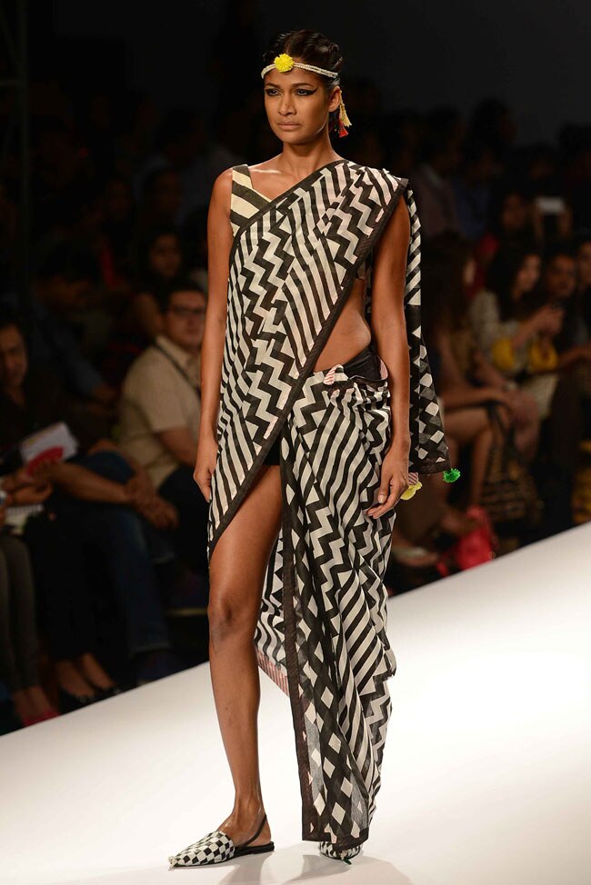 देखें विल्स फैशन वीक का पहला दिन