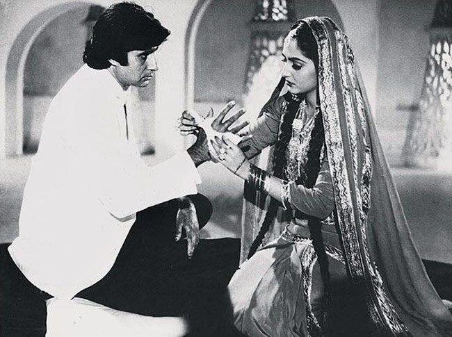 जब अमिताभ ने फेसबुक पर बांटी यादें...| अनदेखे बिग बी