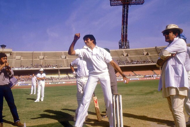 जब अमिताभ ने फेसबुक पर बांटी यादें...| अनदेखे बिग बी