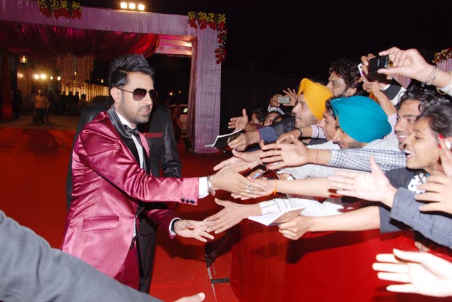 पीटीसी अवार्ड्स में बॉलीवुड सितारे | बोल्‍ड बालाएं